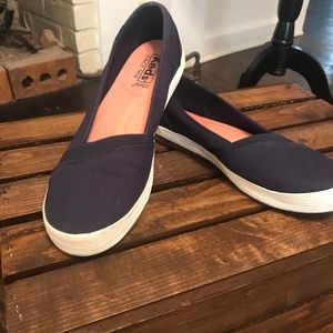 Like NEW Slip on Keds